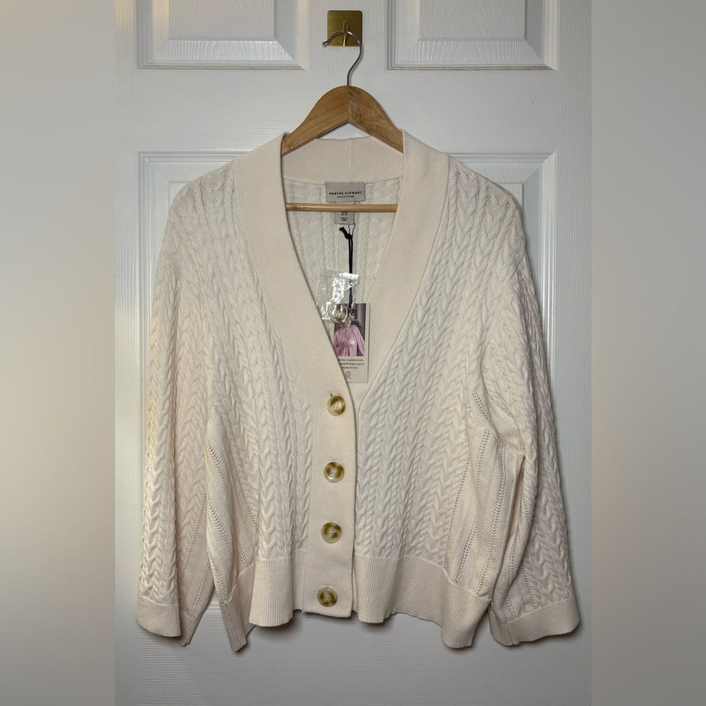 Martha Stewart | NWT XS Cream Knit Button Relaxed Fit Size Medium Cardigan